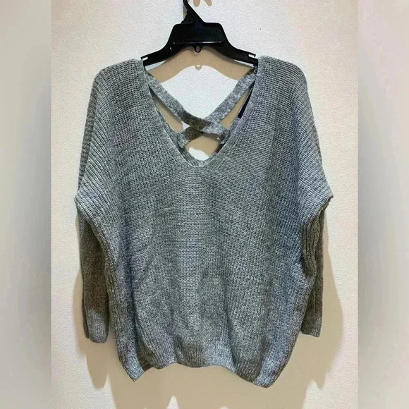 Forever 21 Women's Pullover Long Sleeve Knit Sweater V Neck Gray Size S - Picture 3 of 8